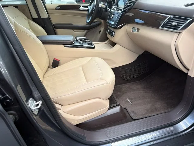 Used 2017 Gray Mercedes-Benz GLE 350 image 13