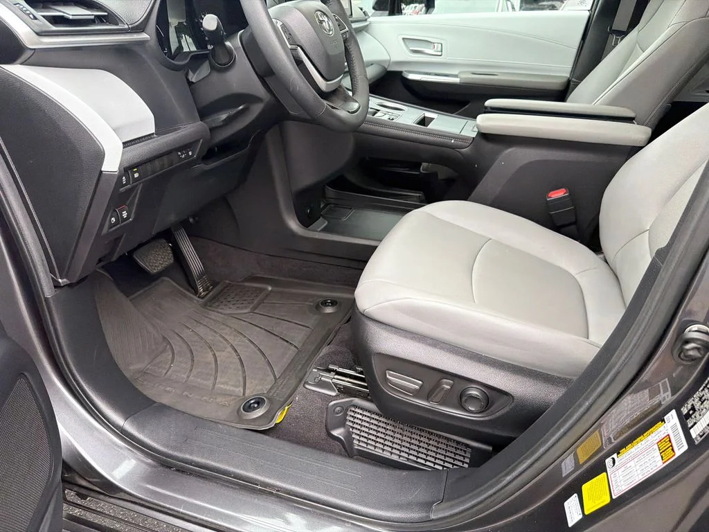 Used 2025 Gray Toyota XLE image 9