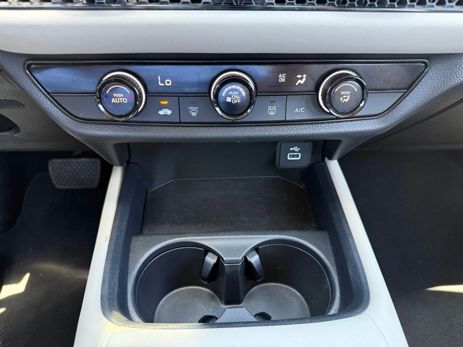 2023 Honda HR-V LX - Photo 24