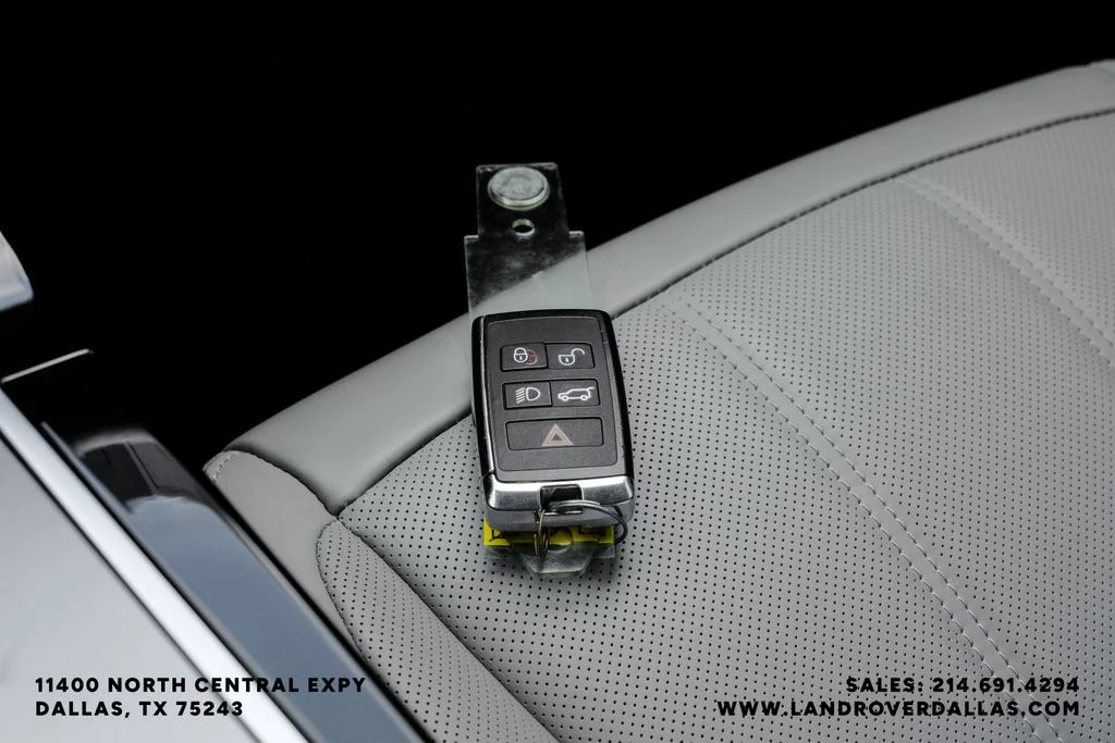 Certified Used 2022 Silver Land Rover SE image 62