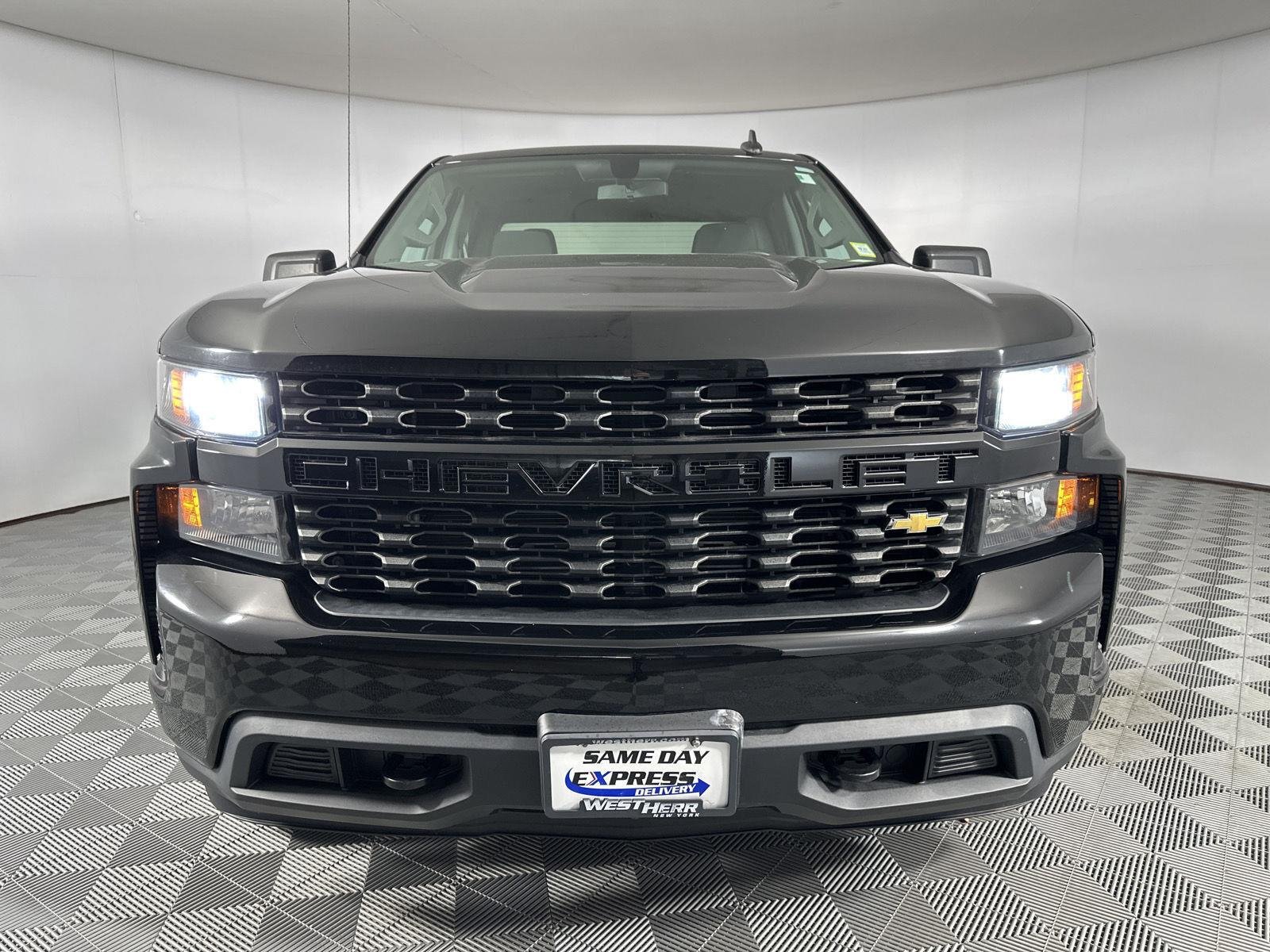 Used 2020 Black Chevrolet Custom image 2