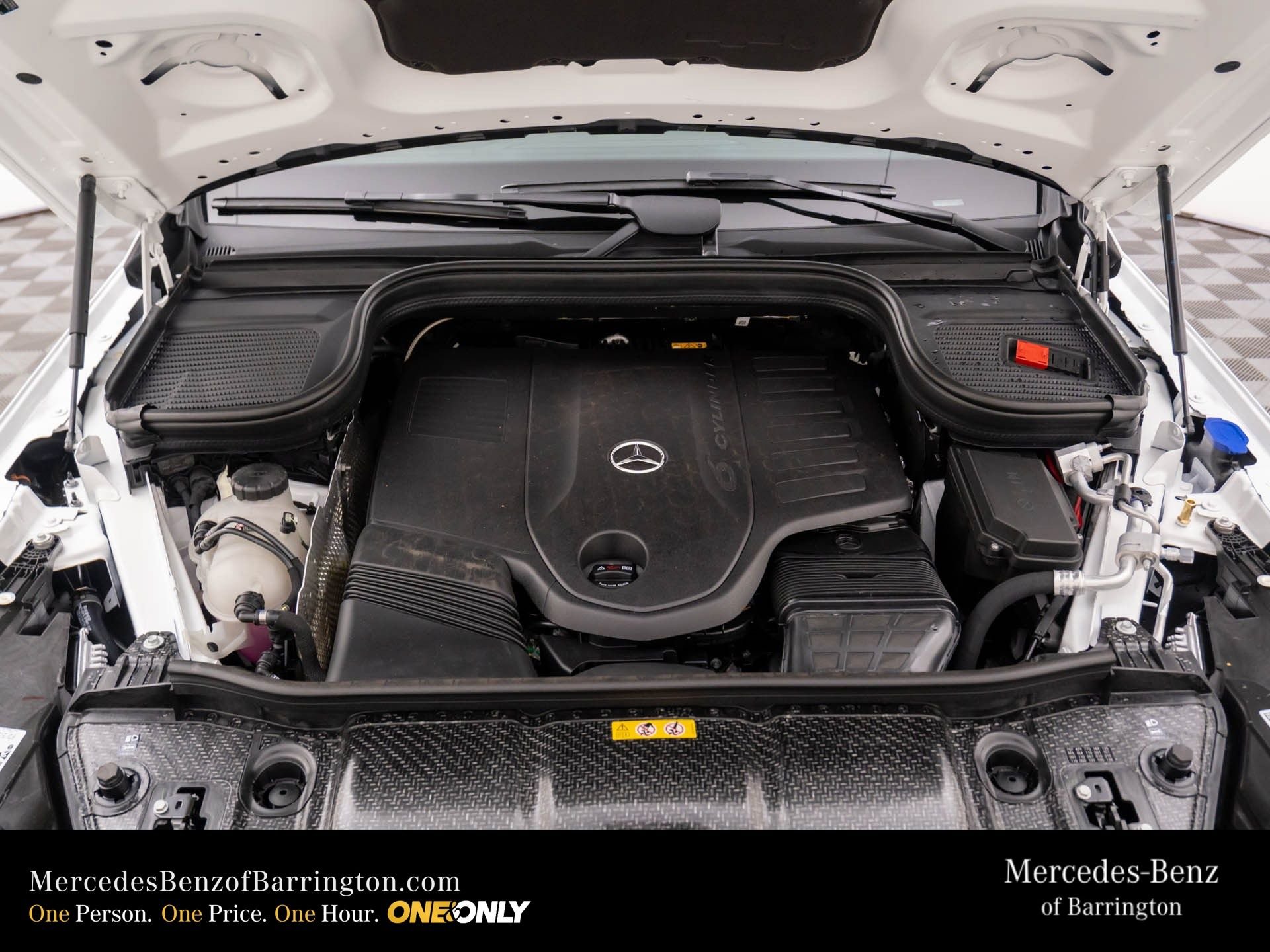 New 2026 Polar White Mercedes-Benz GLS 450 image 36