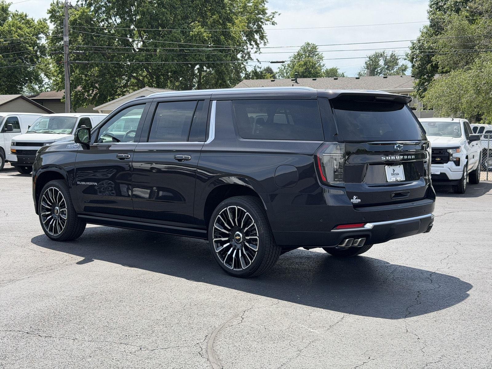 New 2026 Dark Ash Metallic Chevrolet High Country image 7