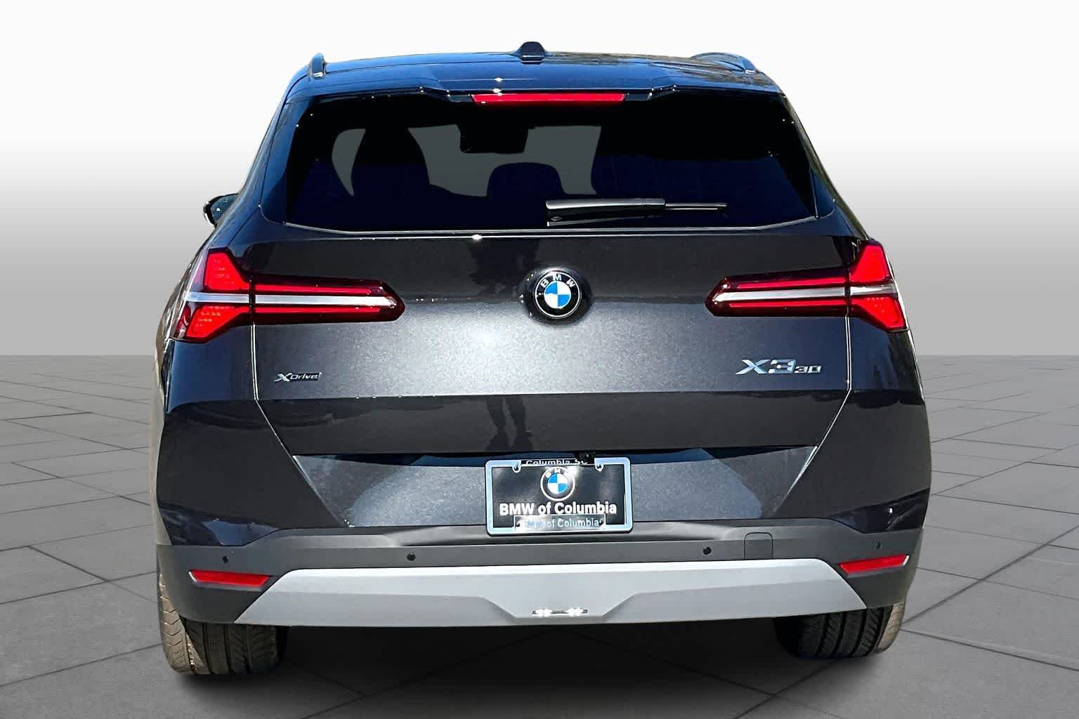 Used 2026 Dark Graphite Metallic BMW 30 xDrive image 4