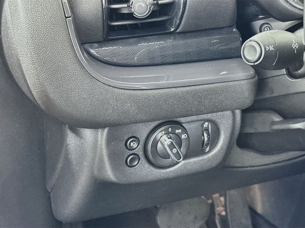 Used 2019 Red MINI Signature image 10