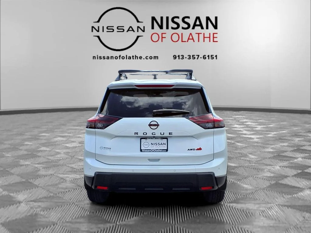 New 2026 Everest White Pearl TriCoat Nissan Rock Creek® image 27