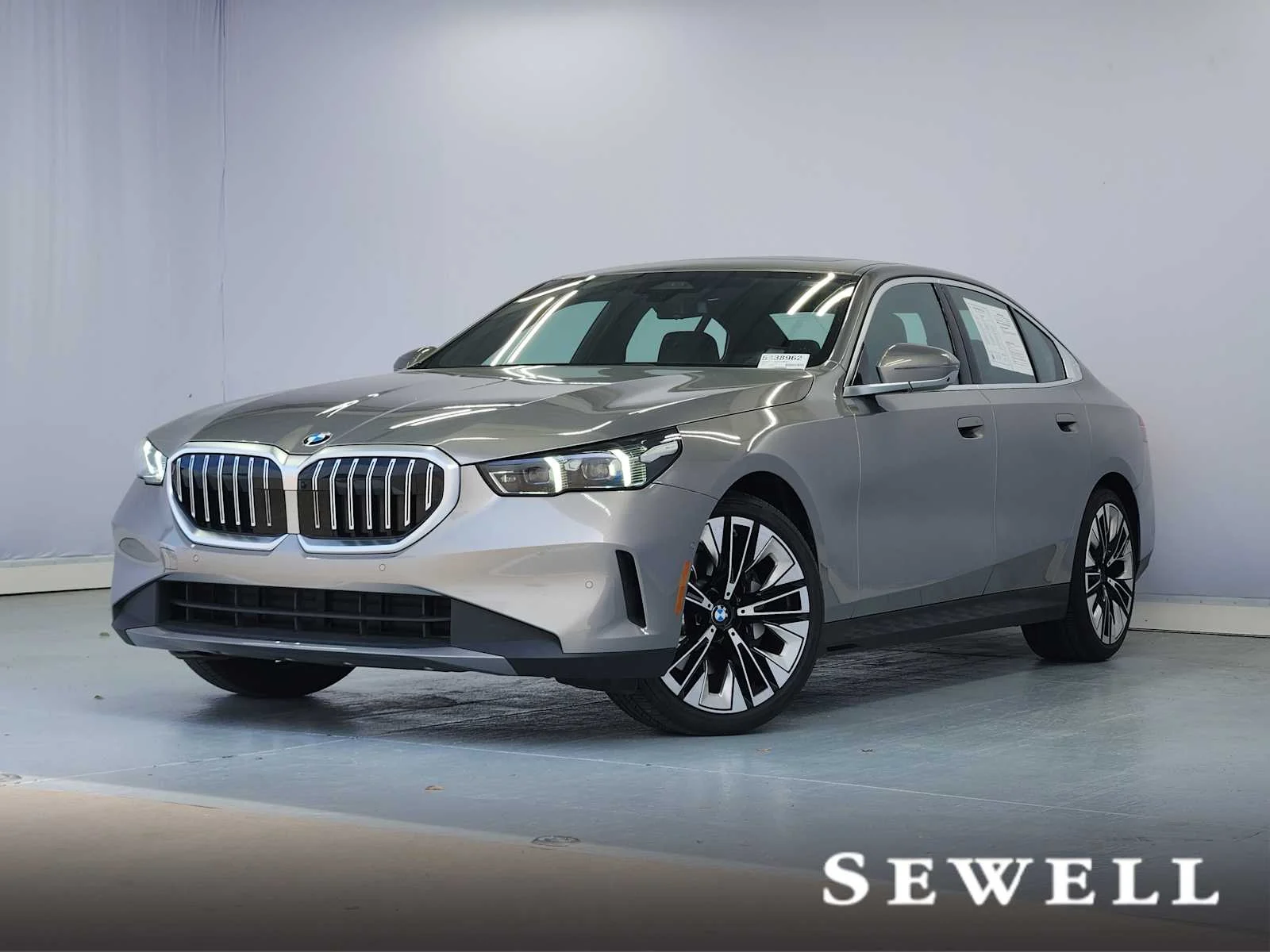 2025 BMW 5 Series 530i Sedan's photo