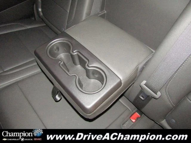 Used 2022 Onyx Black GMC SLT image 26