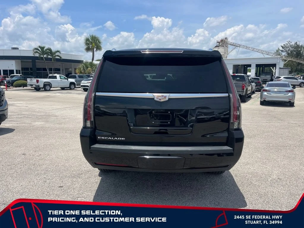 Used 2020 BLACK RAVEN Cadillac Premium Luxury image 6