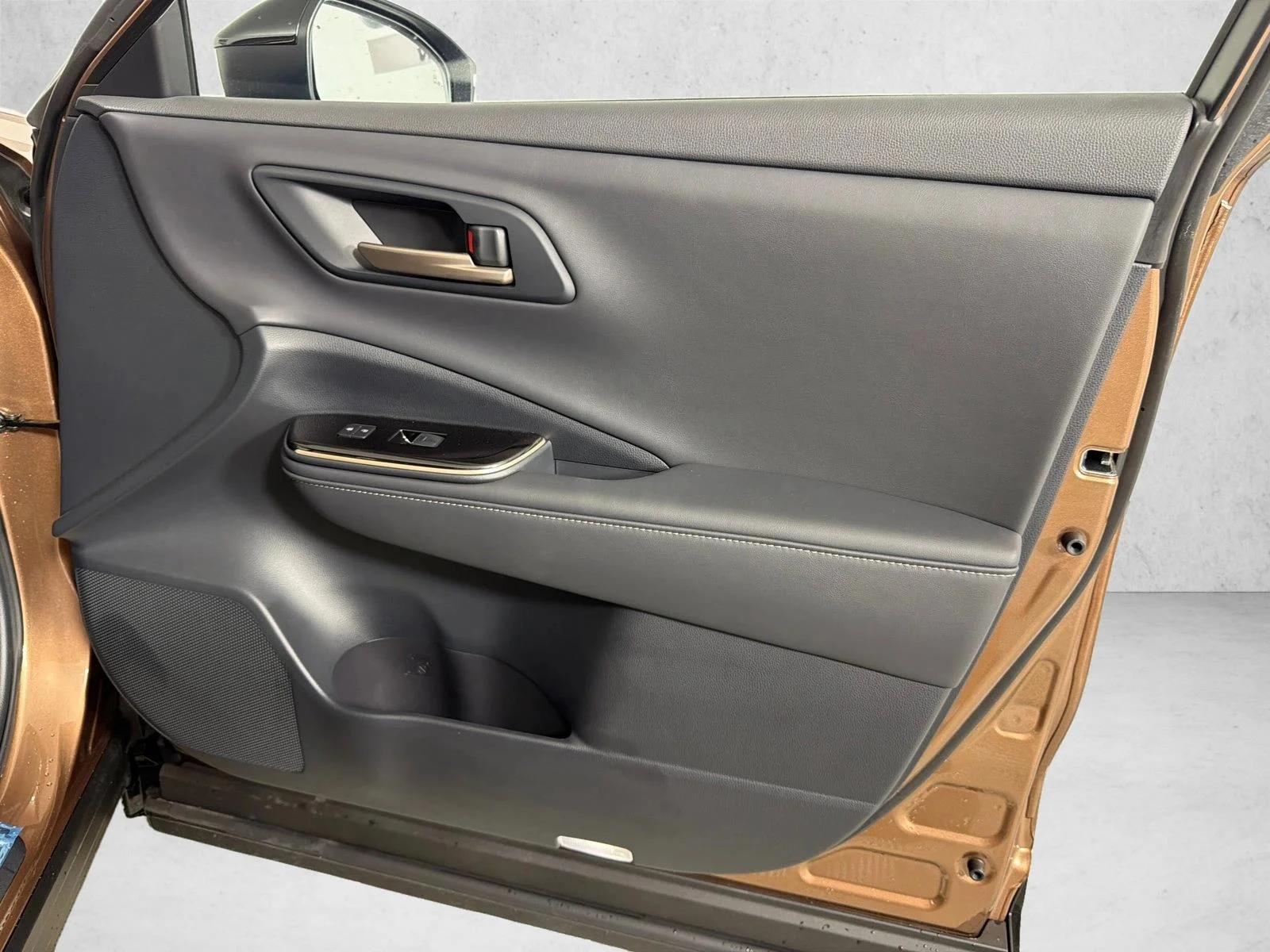 Used 2025 Copper Toyota XLE image 14