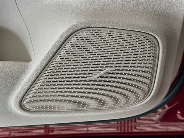 New 2026 MANUFAKTUR Patagonia Red Metallic Mercedes-Benz GLA 250 image 18