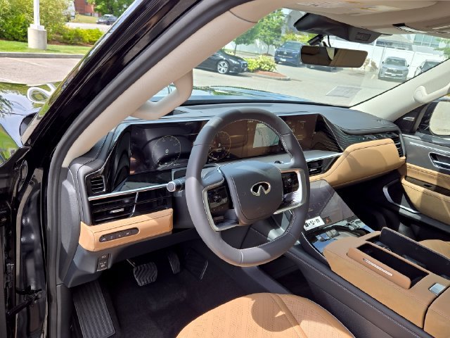 New 2027 Black Obsidian INFINITI Luxe 4WD image 5
