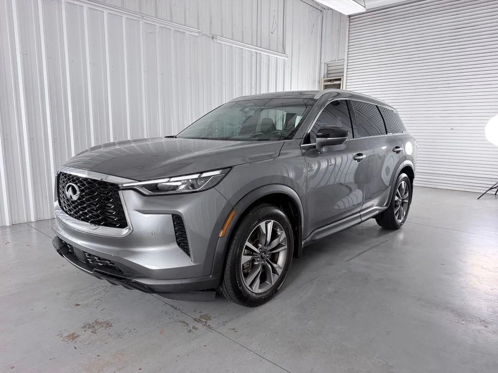 Certified Used 2023 Gray INFINITI LUXE image 1