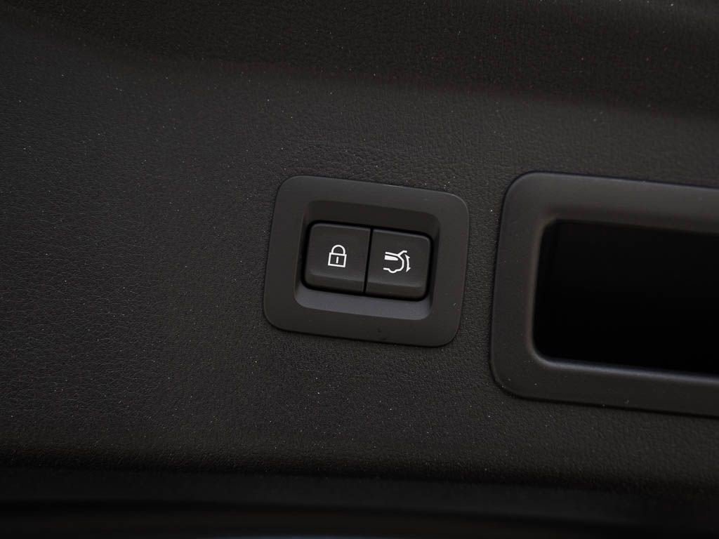 New 2026 Jet Black Mica Mazda 2.5 S Premium AWD image 9