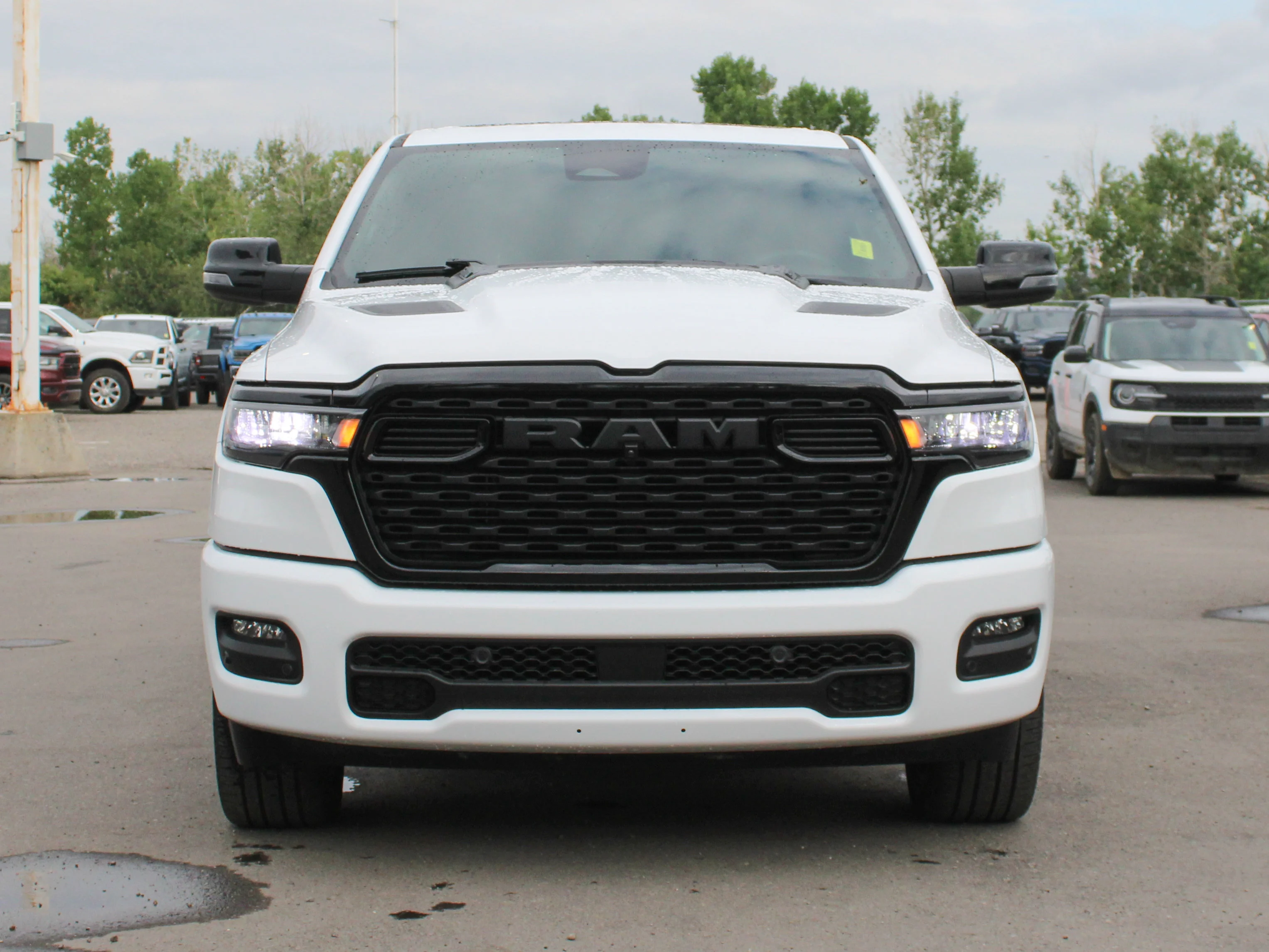 Used 2025 White RAM Sport* | Heated/Ventilated Front Seats | Heated Rear Seats | Panoramic Sunroof | image 9