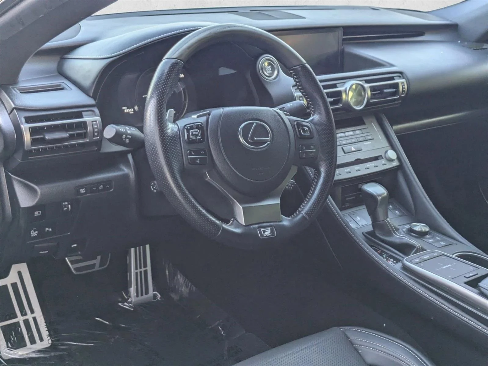 Certified Used 2021 Ultra White Lexus F SPORT image 10