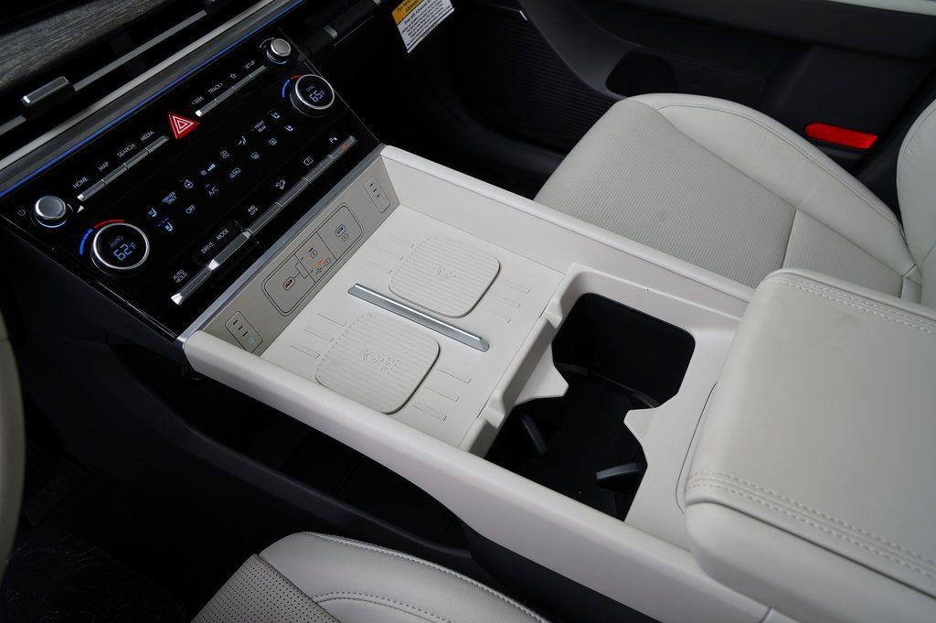 New 2026 Phantom Black Hyundai Limited image 27