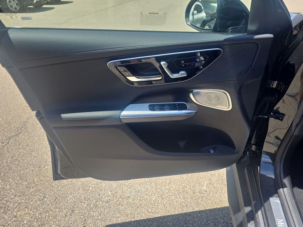 New 2026 Graphite Grey Metallic Mercedes-Benz GLC 300 image 10