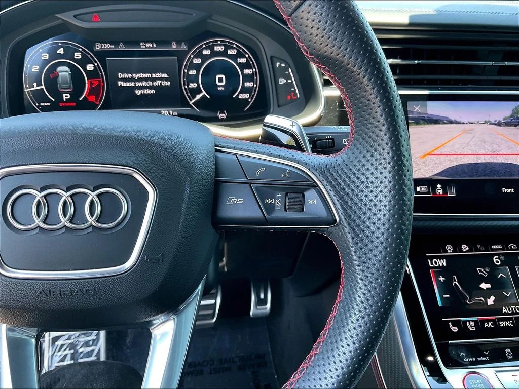 Used 2023  Audi 4.0T image 12