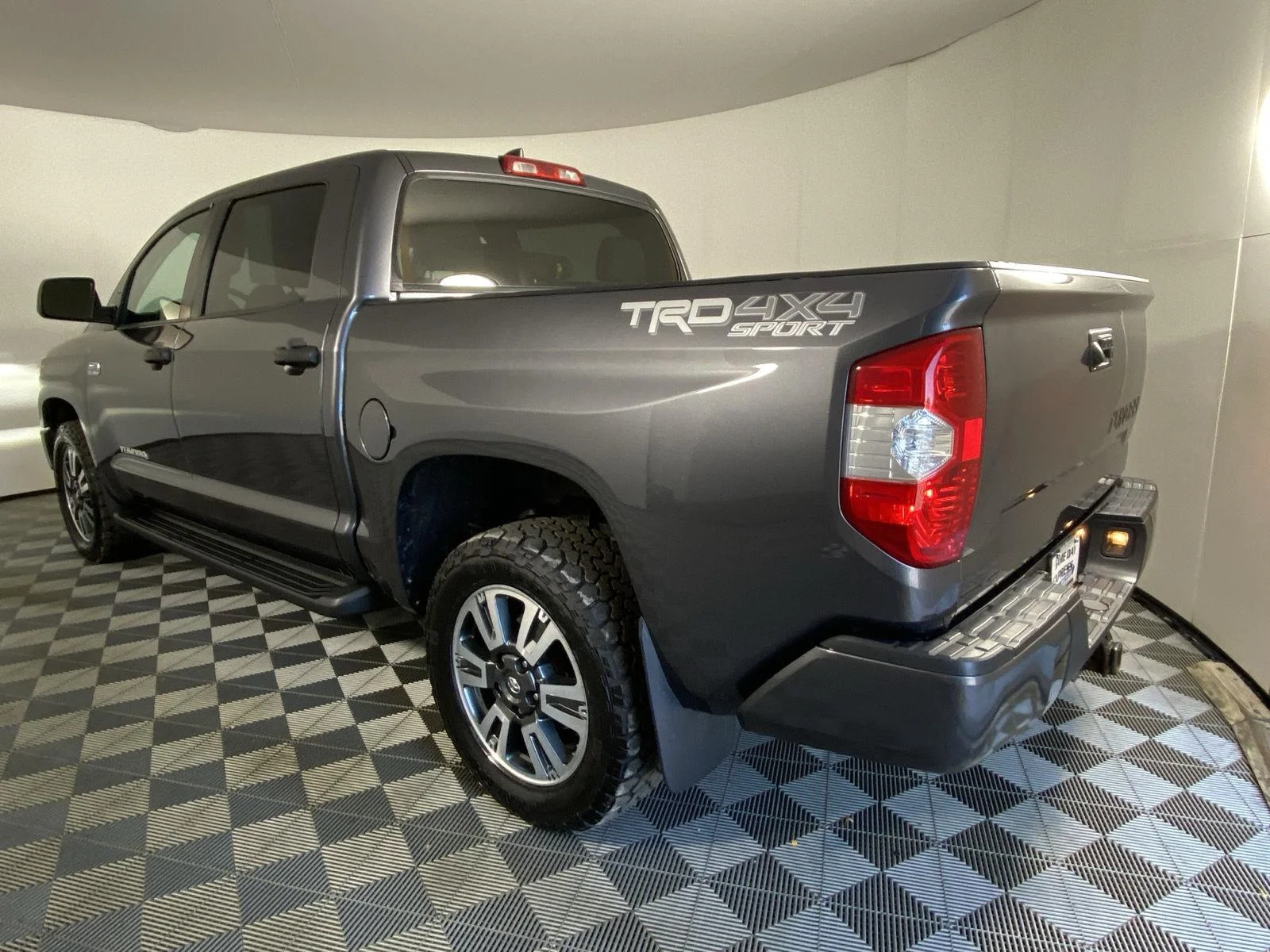 Used 2021 Magnetic Gray Metallic Toyota SR5 image 13