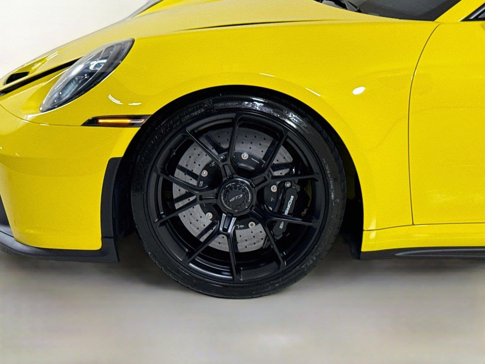 Used 2022 Racing Yellow Porsche GT3 | PCCB | PDLS+ | Matte Carbon Trim | Exclusive Design Taillights image 37