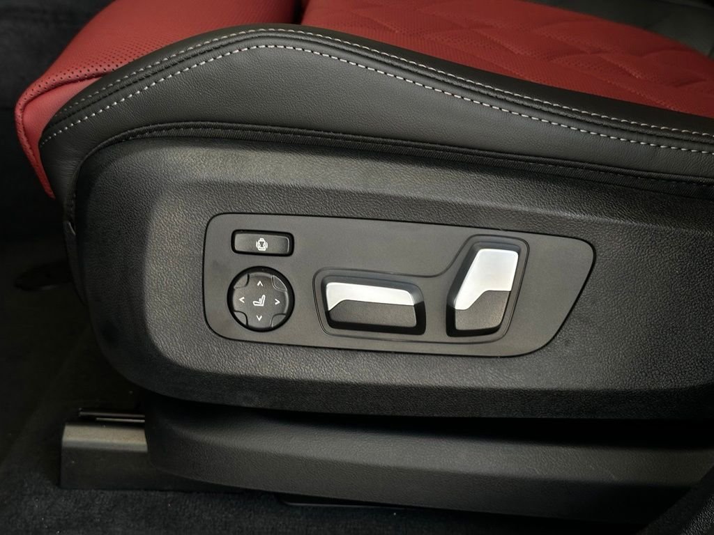 New 2027 Skyscraper Grey Metallic BMW xDrive40i image 12