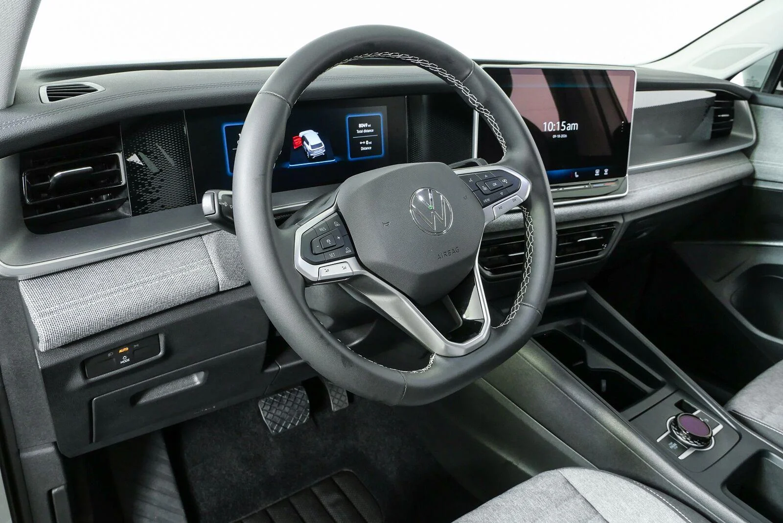 Certified Used 2025 Pure White Volkswagen S image 4
