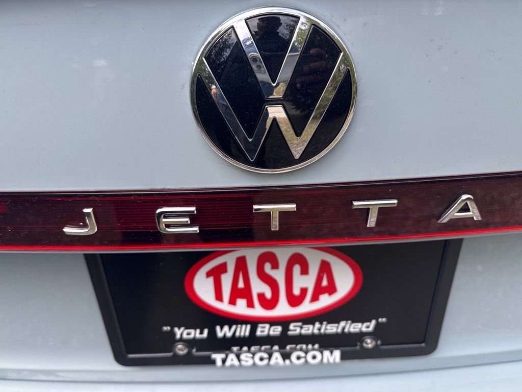 2025 Volkswagen Jetta Sport - Photo 8