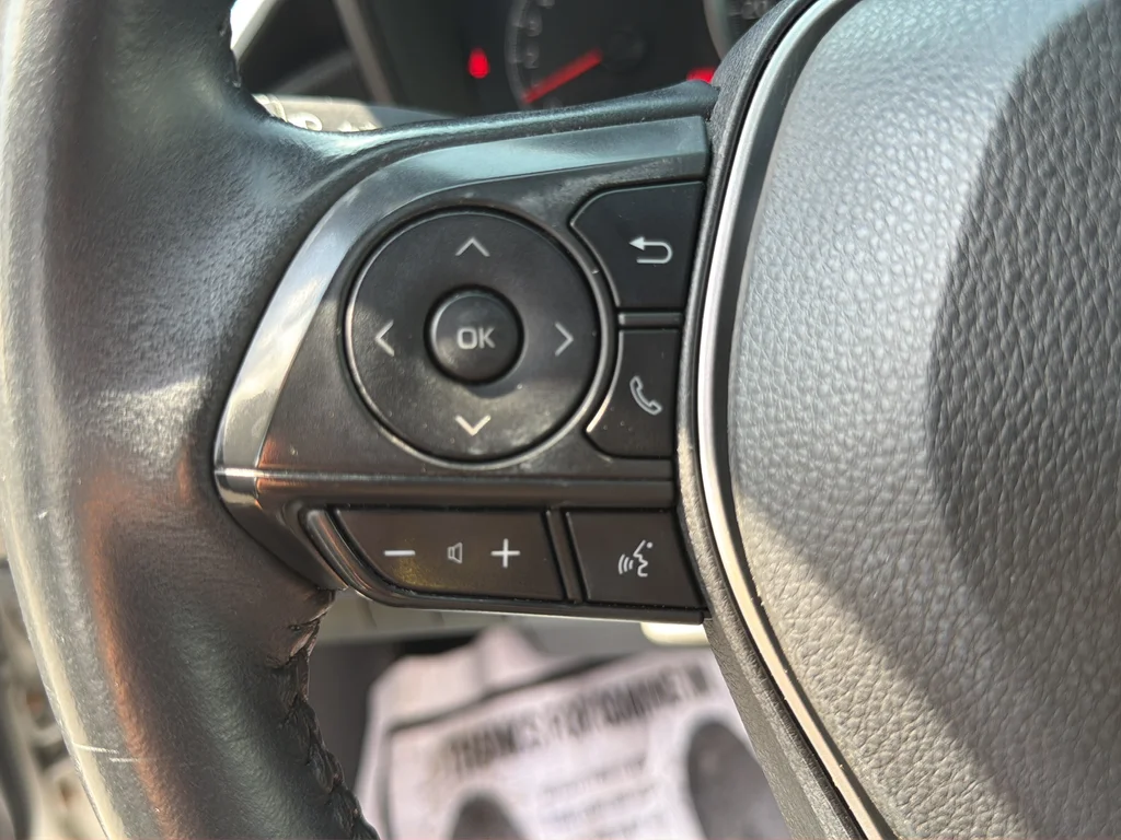 Used 2020 Silver Toyota SE image 14