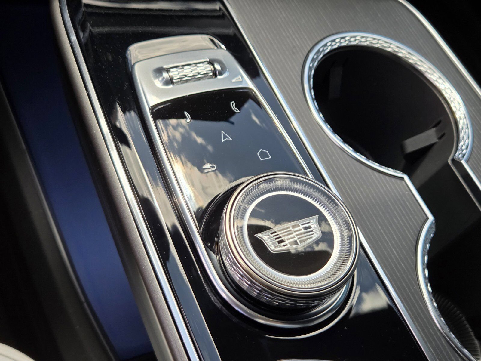 2026 Cadillac LYRIQ Premium Sport - Photo 27