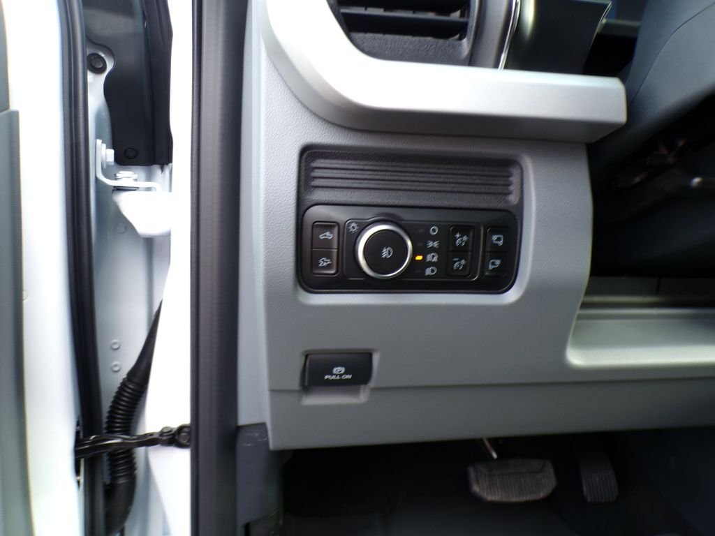 New 2026 Oxford White Ford F-350® XLT image 13