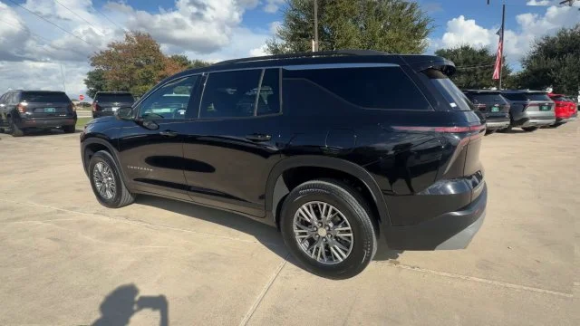 2026 Chevrolet Traverse LT - Photo 6