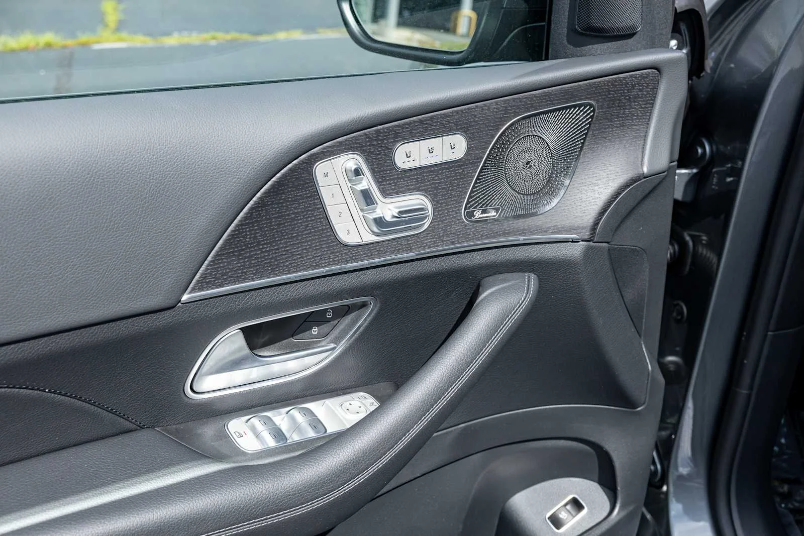 New 2026 Selenite Grey Metallic Mercedes-Benz GLE 450 image 10
