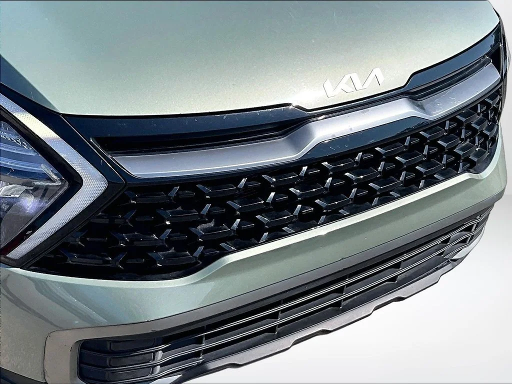 Used 2023 Green Kia X-Line image 29