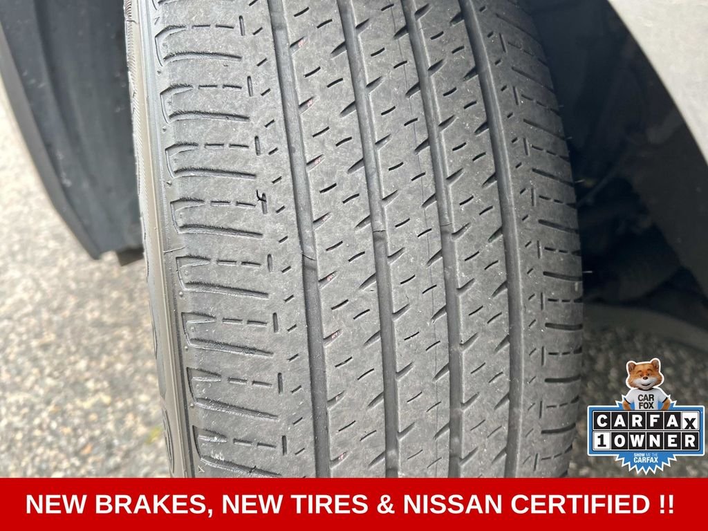 Used 2025 Gray Nissan S image 32