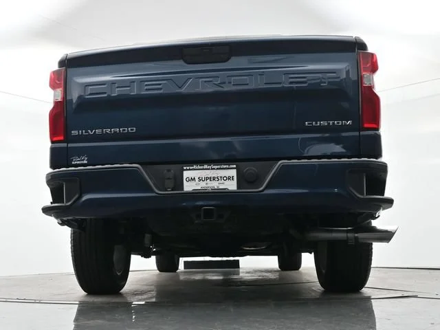 Used 2020 NORTHSKY BLUE METALLIC Chevrolet Custom image 24