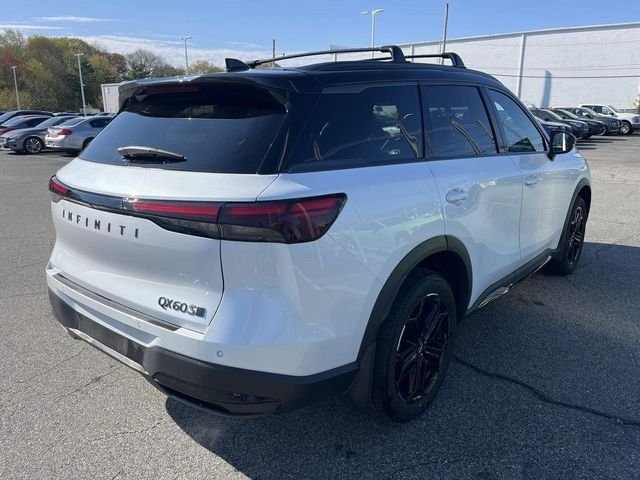 Certified Used 2026 White / Black INFINITI SPORT image 3