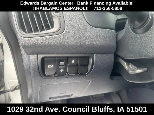 Used 2015 Silver Kia LX image 14