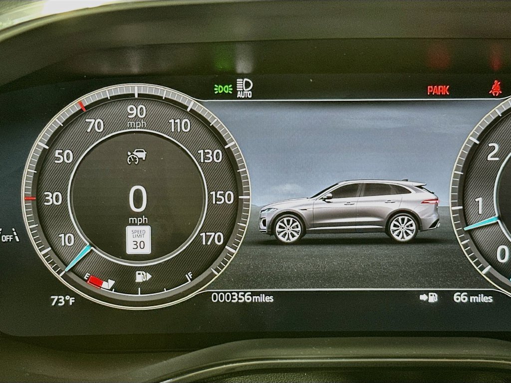 2026 Jaguar F-Pace R-Dynamic S - Photo 12