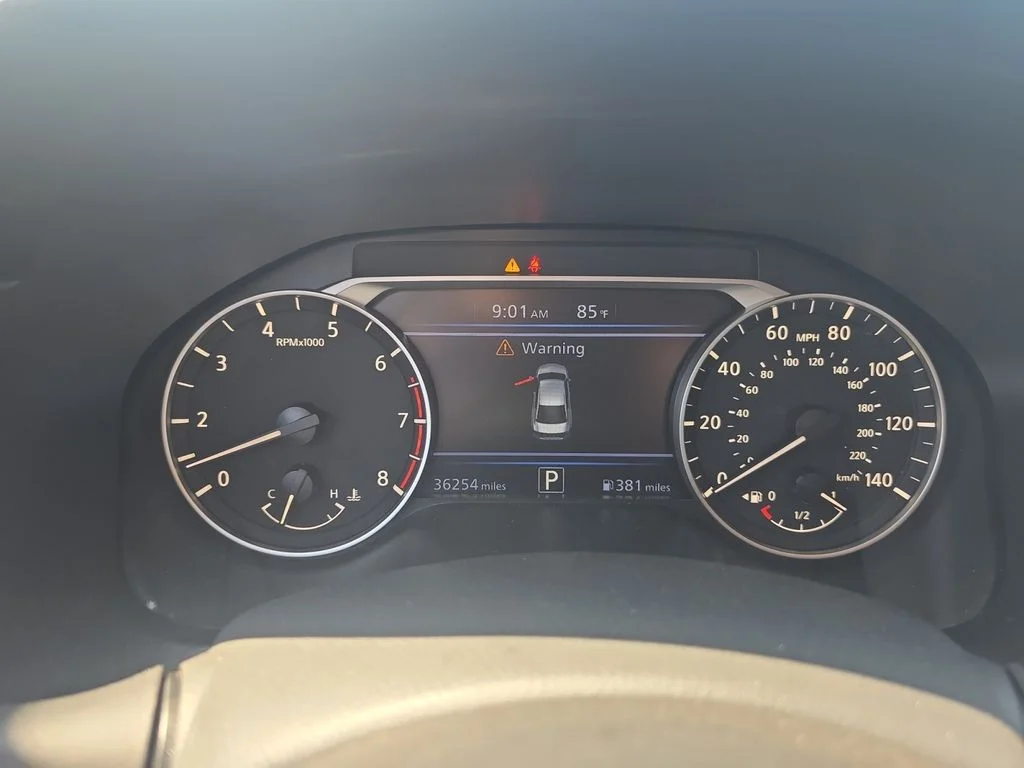 2025 Nissan Altima SV - Photo 14