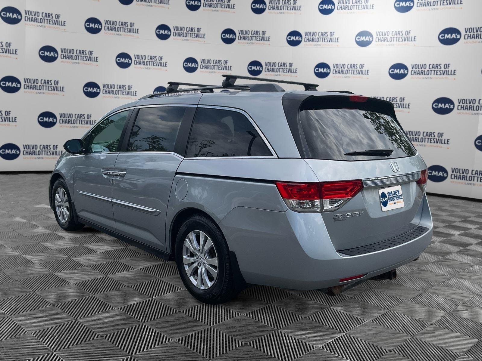 Used 2016 Lunar Silver Metallic Honda EX-L image 3