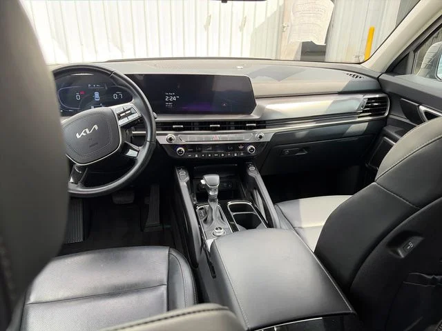 Used 2025 Gray Kia S image 12
