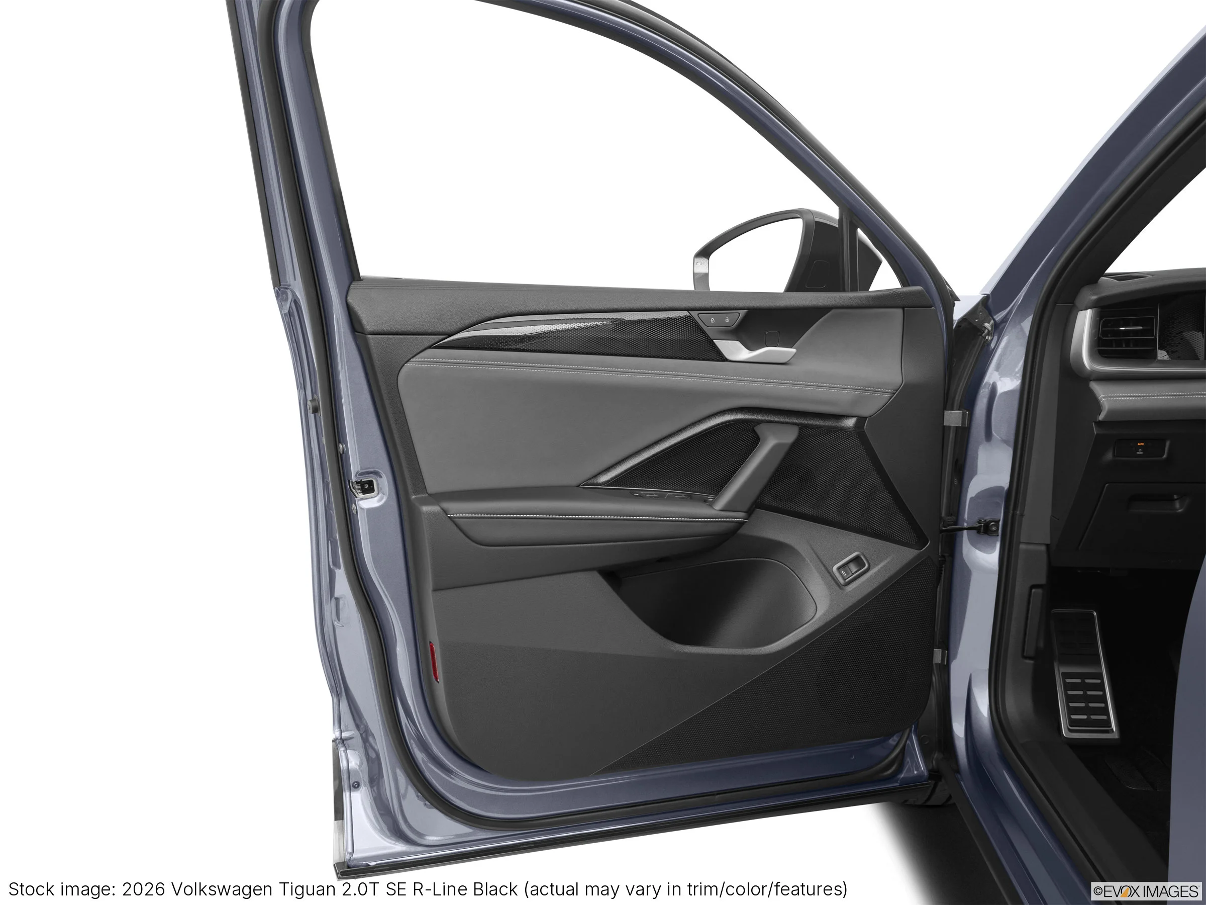 2026 Volkswagen Tiguan SE R-LINE BLACK - Photo 5
