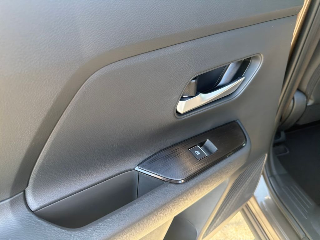 New 2026 Nissan Kicks SR 4D Sport Utility