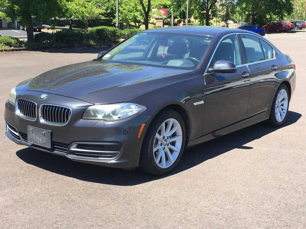 2014 BMW 5 Series 535i Sedan's photo