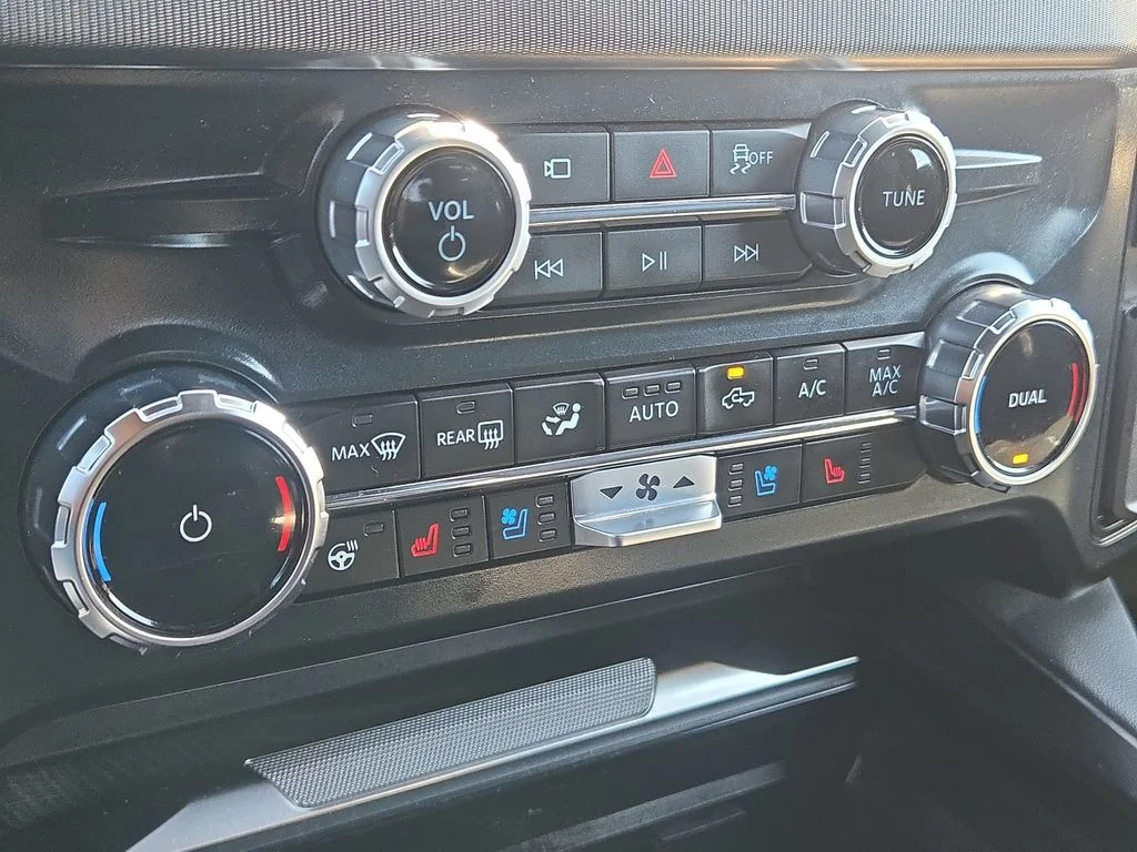 Used 2025 Red Ford Platinum image 38