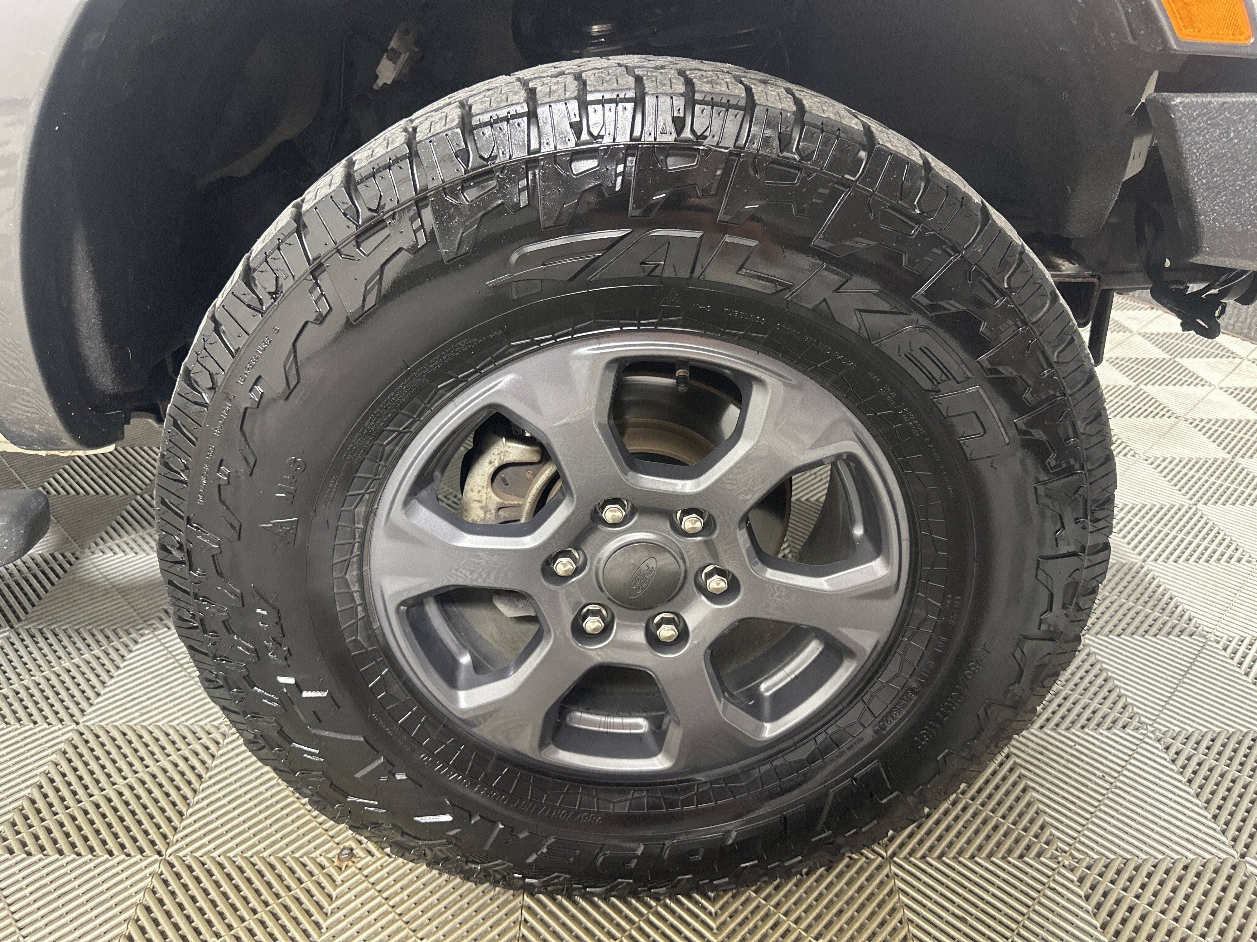 Used 2019 White Ford  image 28