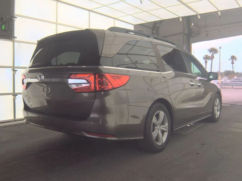 Used 2020 Pacific Pewter Metallic Honda EX-L image 4