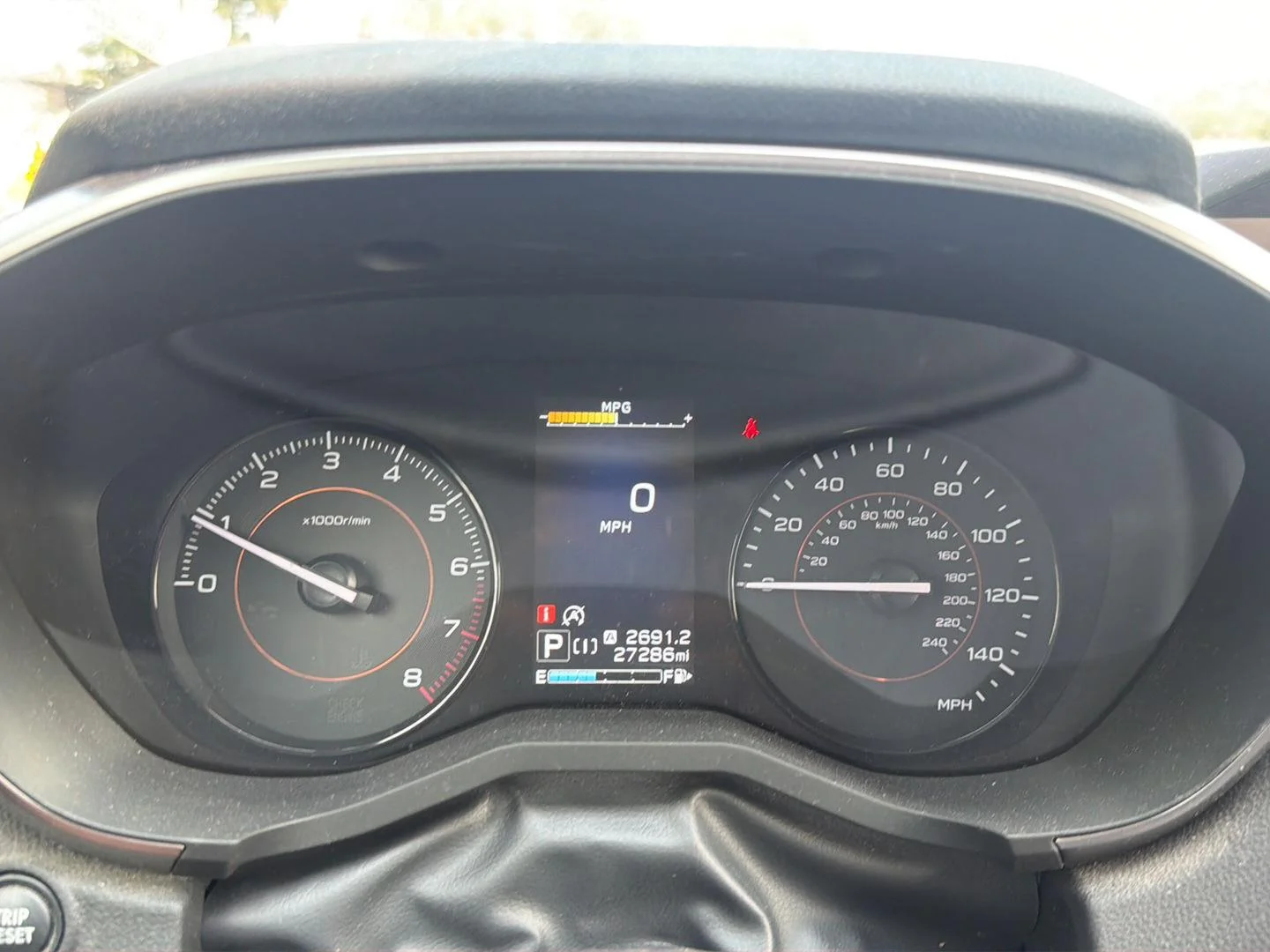 Used 2023 Ice Silver Metallic Subaru Premium image 10