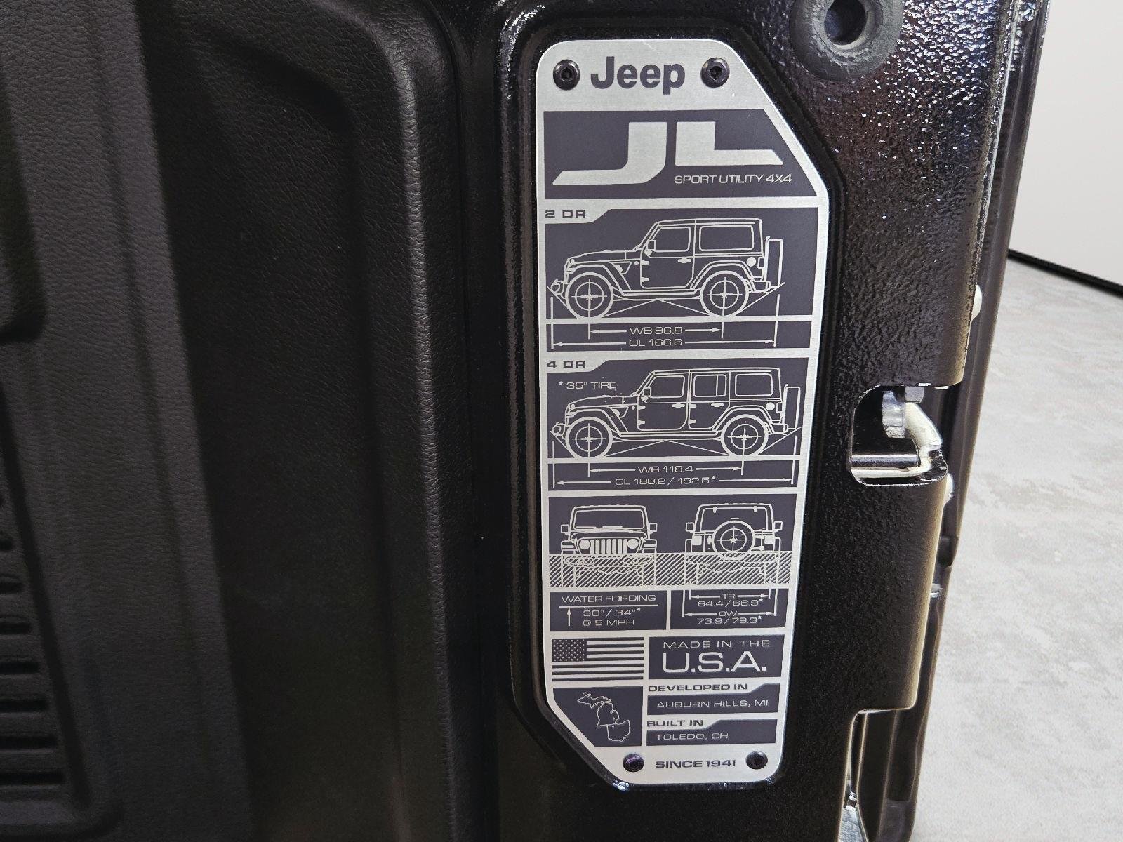 Used 2026 Black Clearcoat Jeep Rubicon image 41